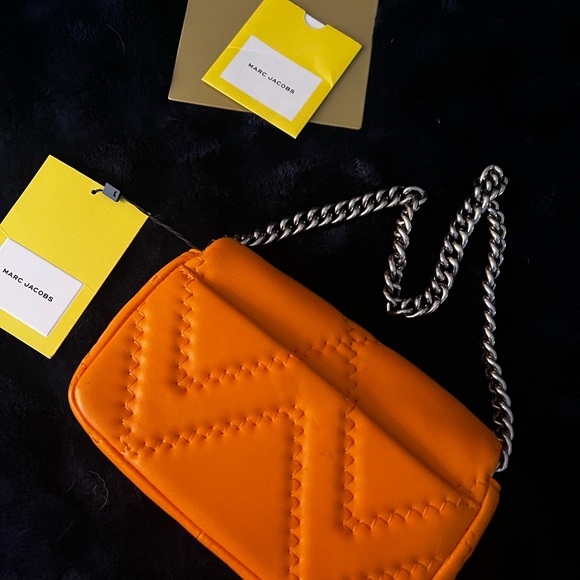 Marc Jacobs Orange Quilted Crossbody/shoulder  Bag. NWT - Picture 2 of 6